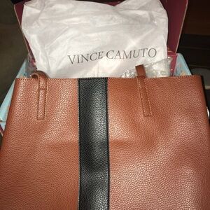 Fabfitfun Vince Camuto‎ Lucky Tote NWT